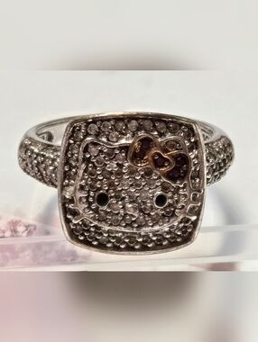 925 Sterling Silver SANRIO Hello Kitty Ring CZ Sz 6-6.5